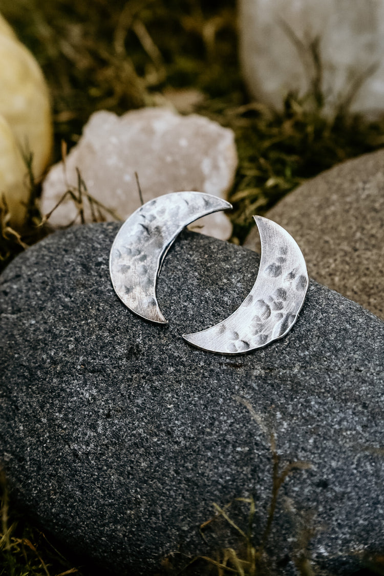 Small Textured Luna Studs